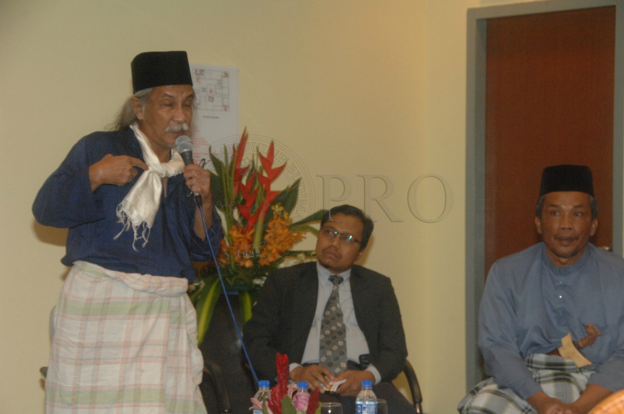 PRO 14 33 WACANA FBA 0242